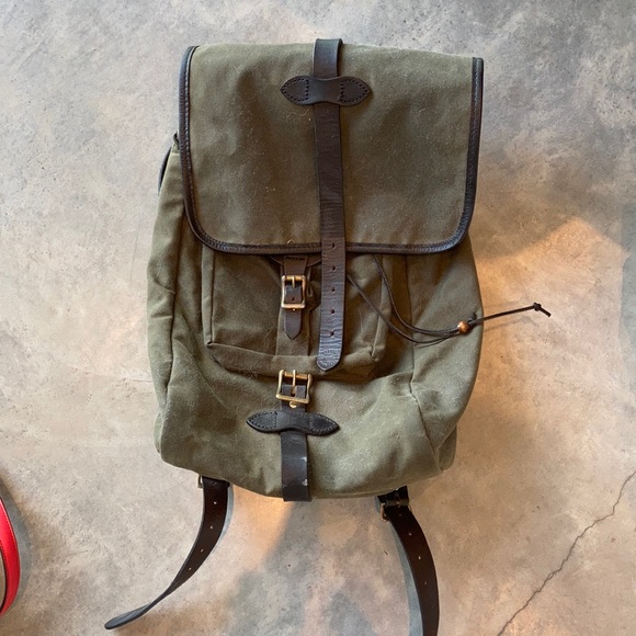 filson tin cloth backpack